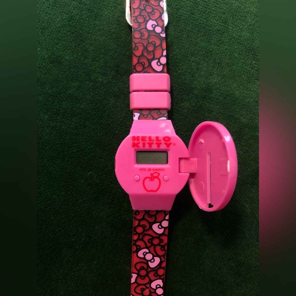 Hello Kitty Watch - Picture 8 of 10